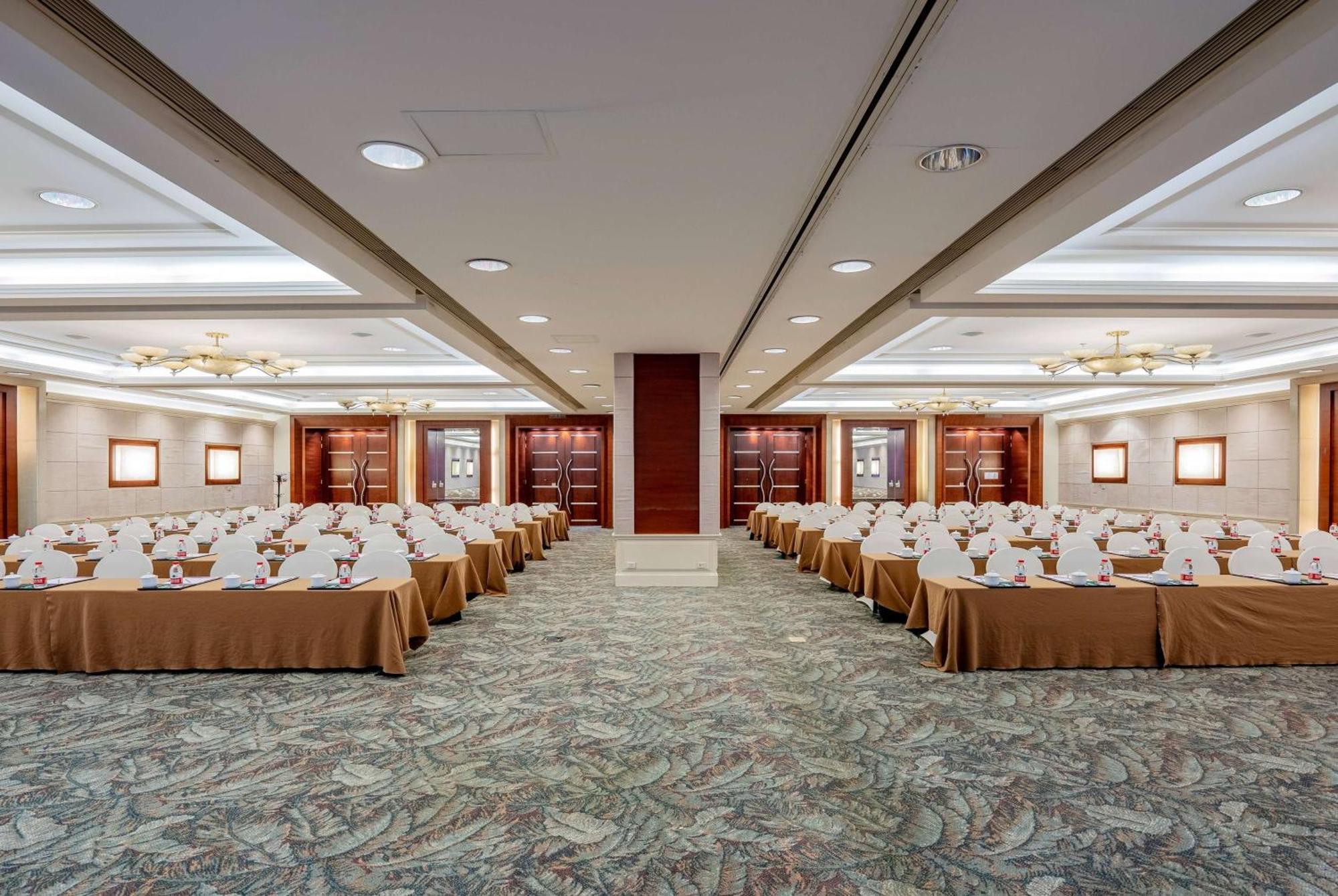 Ramada Beijing North Hotel Changping Eksteriør billede